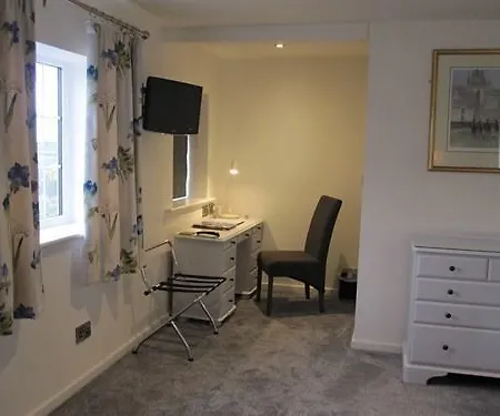 Hotel The Nags Head Residential Country & Restaurant